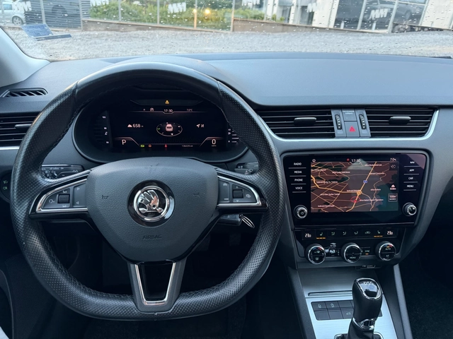 Skoda Octavia DSG Virtual Avtomatik Navi - автомобили, коли, обяви за нови и употребявани 12