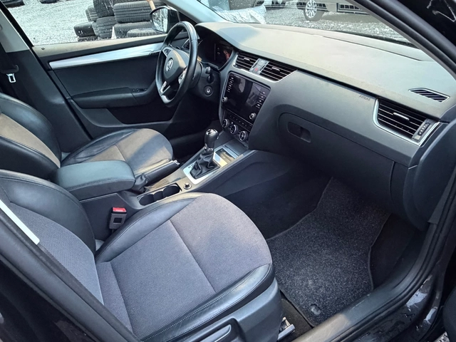 Skoda Octavia DSG Virtual Avtomatik Navi - автомобили, коли, обяви за нови и употребявани 15