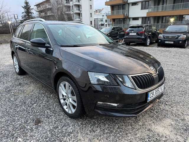 Skoda Octavia DSG Virtual Avtomatik Navi - автомобили, коли, обяви за нови и употребявани 2