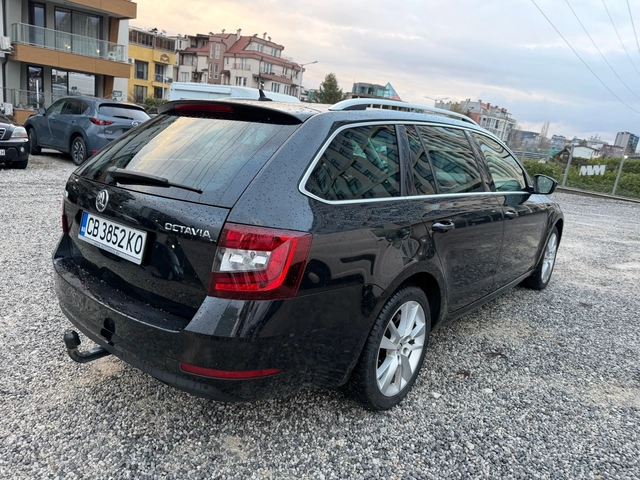 Skoda Octavia DSG Virtual Avtomatik Navi - автомобили, коли, обяви за нови и употребявани 4