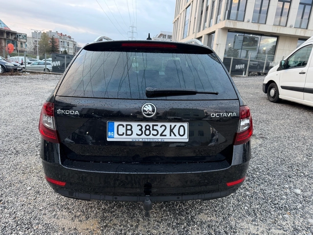 Skoda Octavia DSG Virtual Avtomatik Navi - автомобили, коли, обяви за нови и употребявани 5