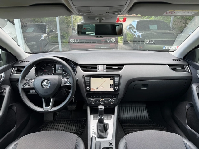 Skoda Octavia 4X4 - автомобили, коли, обяви за нови и употребявани 12