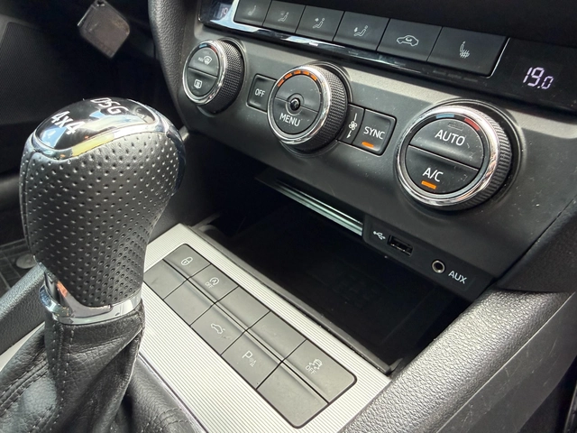 Skoda Octavia 4X4 - автомобили, коли, обяви за нови и употребявани 15