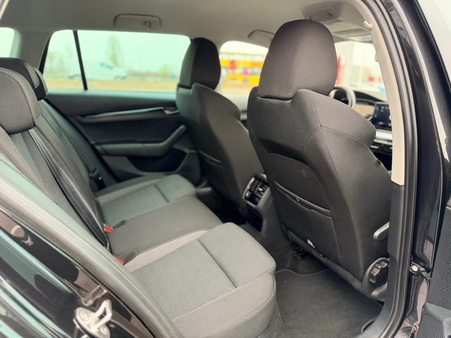 Skoda Octavia 2.0TDi-Лизинг през Уникредит по 187евро - автомобили, коли, обяви за нови и употребявани 12