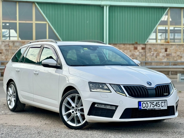Skoda Octavia 2.0 TDI ! VRS ! - автомобили, коли, обяви за нови и употребявани 0
