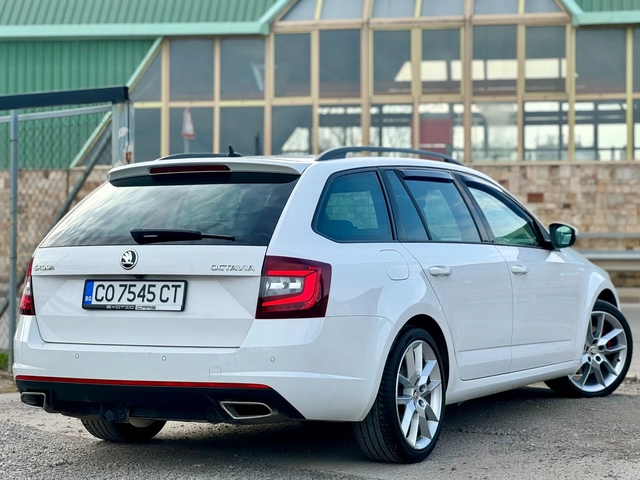 Skoda Octavia 2.0 TDI ! VRS ! - автомобили, коли, обяви за нови и употребявани 3