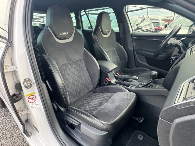 Skoda Octavia 2.0 TDI ! VRS ! - автомобили, коли, обяви за нови и употребявани 9
