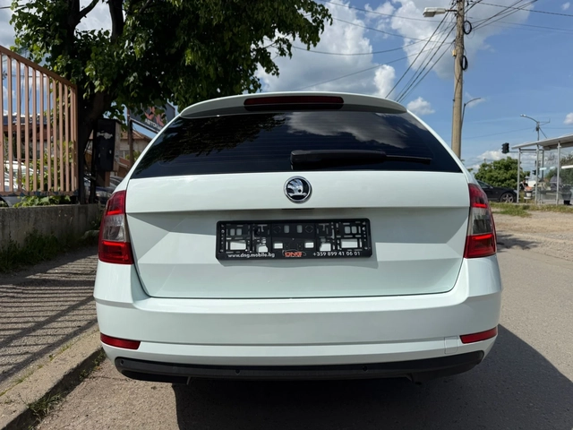 Skoda Octavia 2, 000TDI/DSG/EURO6 - автомобили, коли, обяви за нови и употребявани 5