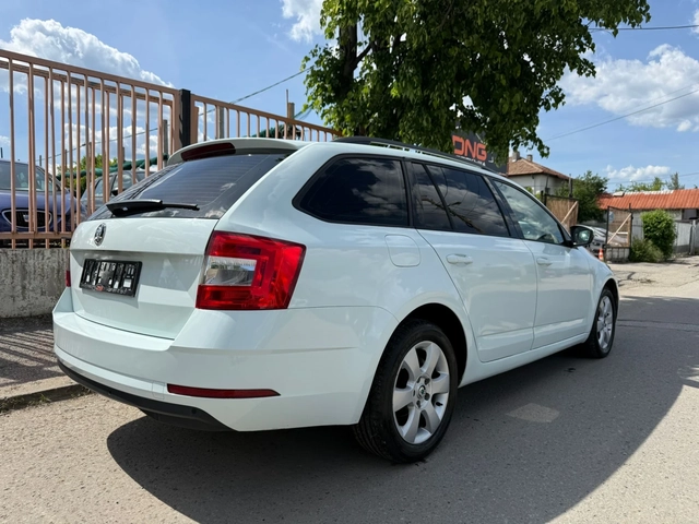 Skoda Octavia 2, 000TDI/DSG/EURO6 - автомобили, коли, обяви за нови и употребявани 6