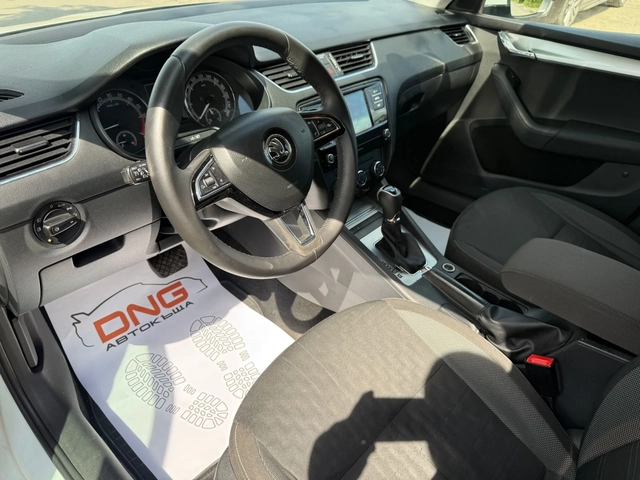 Skoda Octavia 2, 000TDI/DSG/EURO6 - автомобили, коли, обяви за нови и употребявани 8