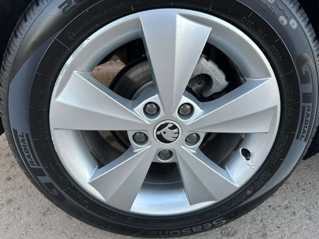 Skoda Octavia 2, 000TDI  EURO6 - автомобили, коли, обяви за нови и употребявани 13