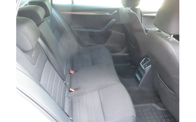 Skoda Octavia SCOUT 4x4 - автомобили, коли, обяви за нови и употребявани 12