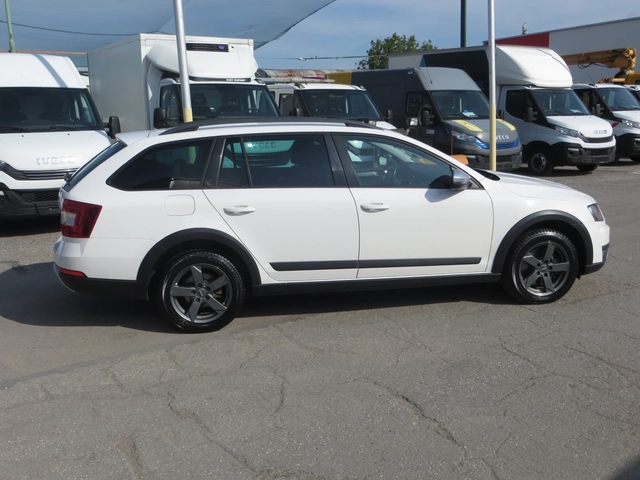 Skoda Octavia SCOUT 4x4 - автомобили, коли, обяви за нови и употребявани 4