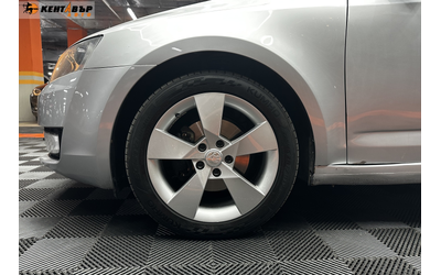 Skoda Octavia - автомобили, коли, обяви за нови и употребявани 6
