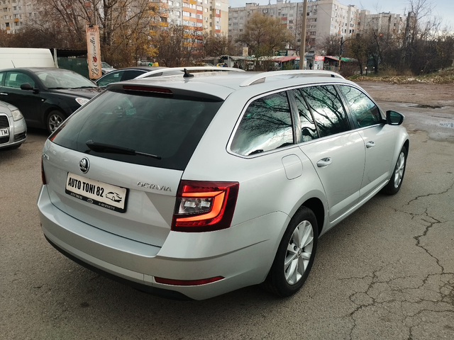 Skoda Octavia - автомобили, коли, обяви за нови и употребявани 3