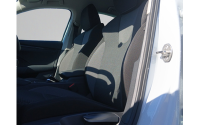 Skoda OCTAVIA Ambition - автомобили, коли, обяви за нови и употребявани 13