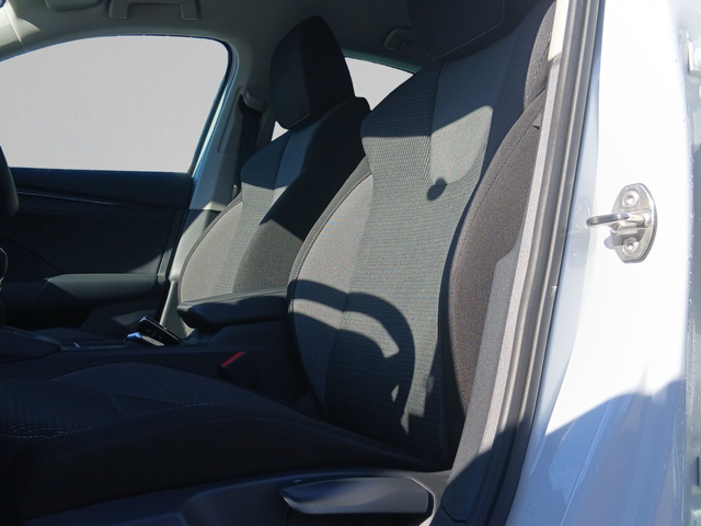 Skoda OCTAVIA Ambition - автомобили, коли, обяви за нови и употребявани 13