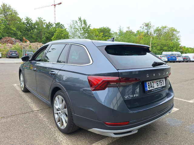 Skoda Octavia Scout 2.0 TDI / DSG/ 4x4/ Очакван ! - автомобили, коли, обяви за нови и употребявани 4