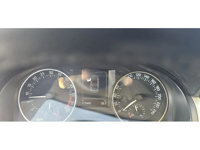 Skoda Rapid 11.2017г.-ГОТОВ ЗА ТАКСИ - автомобили, коли, обяви за нови и употребявани 14