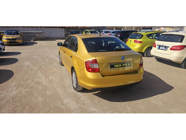 Skoda Rapid 11.2017г.-ГОТОВ ЗА ТАКСИ - автомобили, коли, обяви за нови и употребявани 3