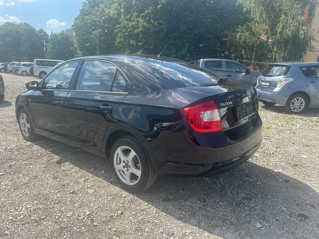 Skoda Rapid 1.6TDI 105kc EVRO5 - автомобили, коли, обяви за нови и употребявани 2