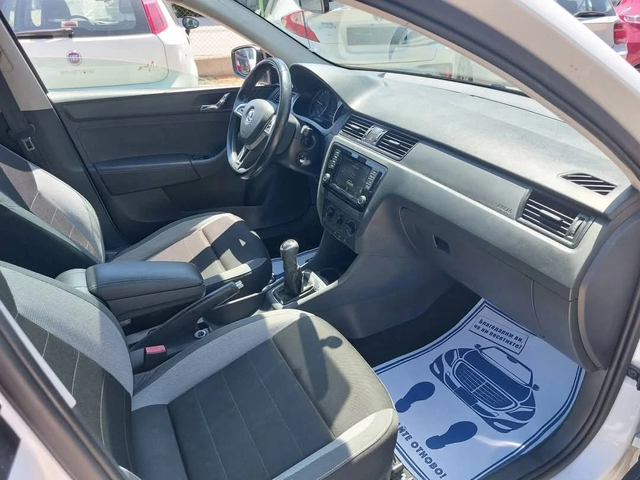 Skoda Rapid 1.4TDI EURO6 - автомобили, коли, обяви за нови и употребявани 14