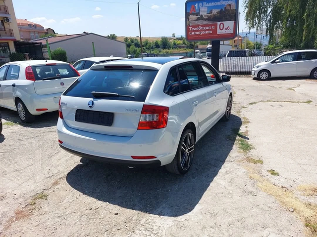 Skoda Rapid 1.4TDI EURO6 - автомобили, коли, обяви за нови и употребявани 4