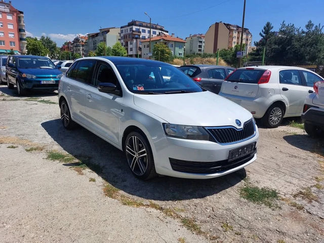 Skoda Rapid 1.4TDI EURO6 - автомобили, коли, обяви за нови и употребявани 5