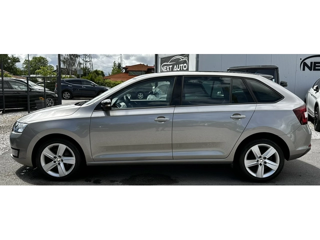 Skoda Rapid 1.2i 110HP PANO CARPLAY LANE ASSIST - автомобили, коли, обяви за нови и употребявани 7