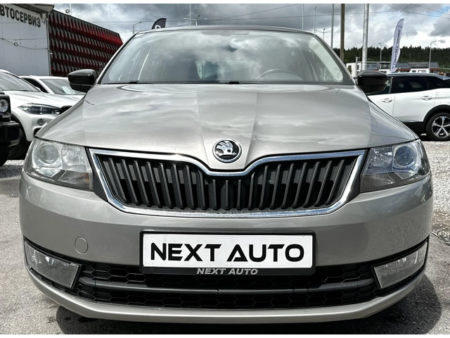 Skoda Rapid 1.2i 110HP PANO CARPLAY LANE ASSIST - автомобили, коли, обяви за нови и употребявани 1
