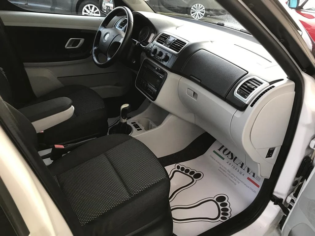 Skoda Roomster * SCOUT * 80 k.c. * Лизинг * - автомобили, коли, обяви за нови и употребявани 6