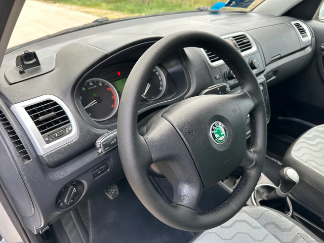 Skoda Roomster 1.2 БЕНЗИН-ГАЗ - автомобили, коли, обяви за нови и употребявани 11