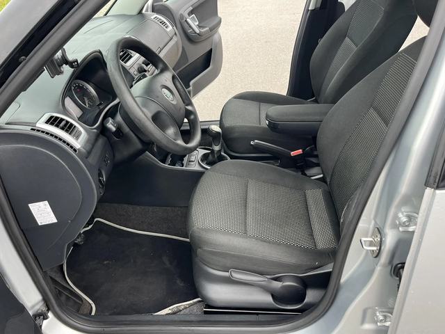 Skoda Roomster SСOUT 1.4I 86кс EURO 4 КЛИМАТРОНИК - автомобили, коли, обяви за нови и употребявани 7
