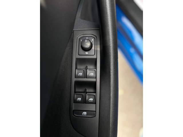 Skoda Scala 1.0 - автомобили, коли, обяви за нови и употребявани 8