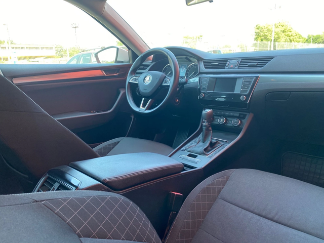 Skoda Superb KATO HOBA - автомобили, коли, обяви за нови и употребявани 13