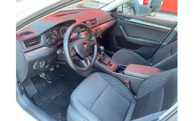 Skoda Superb KATO HOBA - автомобили, коли, обяви за нови и употребявани 8