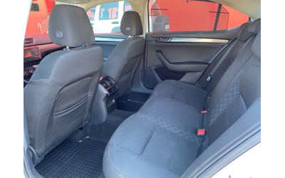 Skoda Superb KATO HOBA - автомобили, коли, обяви за нови и употребявани 9