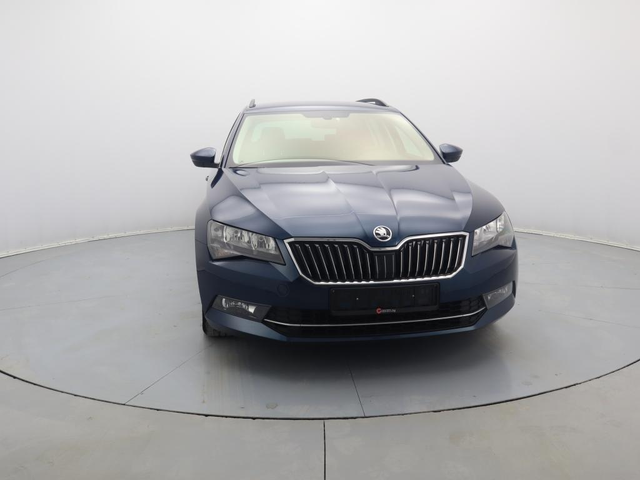 Skoda Superb - автомобили, коли, обяви за нови и употребявани 0