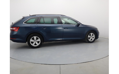 Skoda Superb - автомобили, коли, обяви за нови и употребявани 11