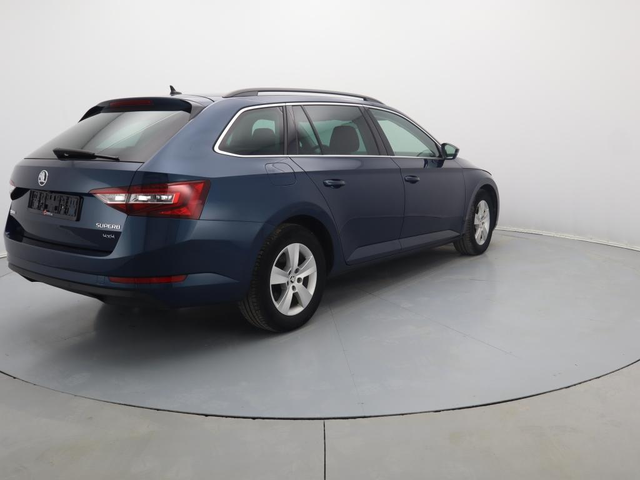 Skoda Superb - автомобили, коли, обяви за нови и употребявани 15
