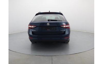 Skoda Superb - автомобили, коли, обяви за нови и употребявани 19