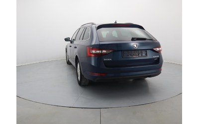 Skoda Superb - автомобили, коли, обяви за нови и употребявани 21