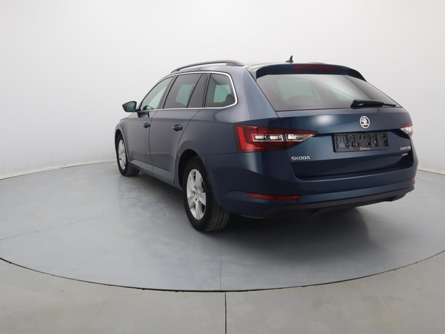 Skoda Superb - автомобили, коли, обяви за нови и употребявани 22