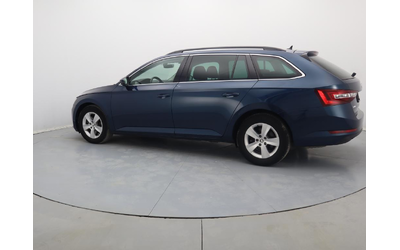 Skoda Superb - автомобили, коли, обяви за нови и употребявани 26