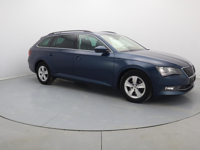 Skoda Superb - автомобили, коли, обяви за нови и употребявани 5