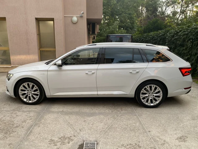 Skoda Superb 2.0 TDI (200 кс) 4x4 DSG - автомобили, коли, обяви за нови и употребявани 7