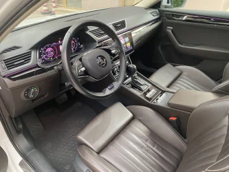 Skoda Superb 2.0 TDI (200 кс) 4x4 DSG - автомобили, коли, обяви за нови и употребявани 9