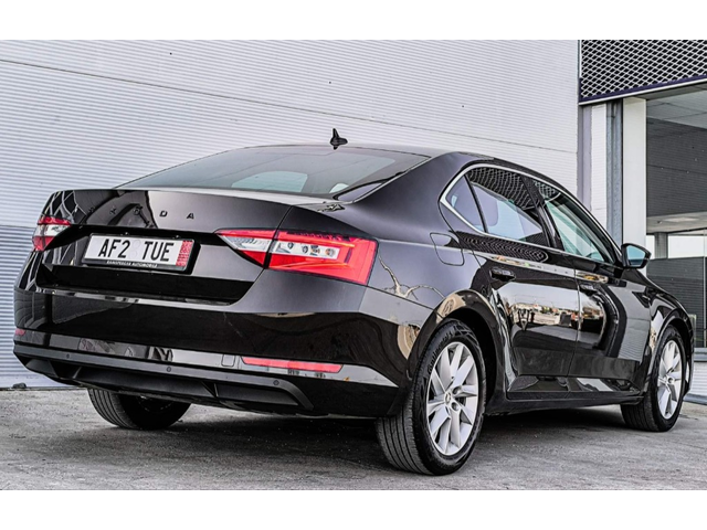 Skoda Superb  2.0 TDI /DSG, - автомобили, коли, обяви за нови и употребявани 2