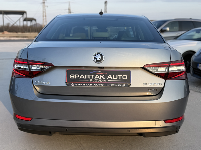 Skoda Superb 2.0D* 2020г.* 4Х4* LAURIN KLEMENT* 122.000KM* Сервизна История* - автомобили, коли, обяви за нови и употребявани 4