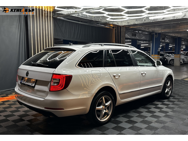 Skoda Superb 2.0i 200 к.с./ГАРАНЦИЯ - автомобили, коли, обяви за нови и употребявани 4